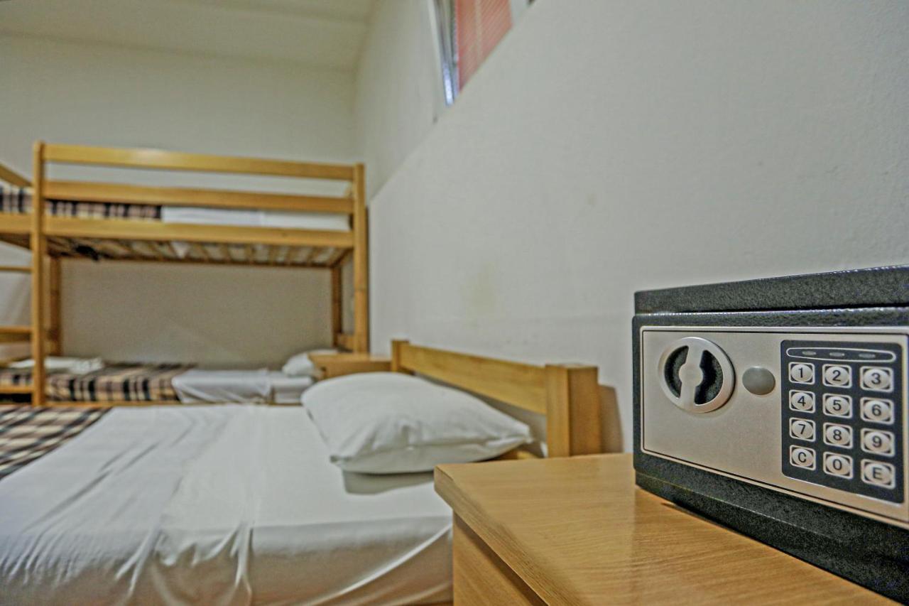 Hostel 42 สโกเปีย ภายนอก รูปภาพ