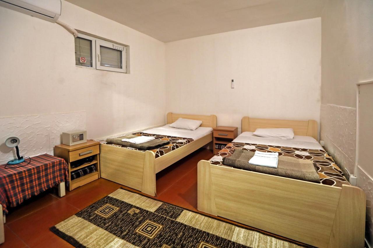 Hostel 42 สโกเปีย ภายนอก รูปภาพ