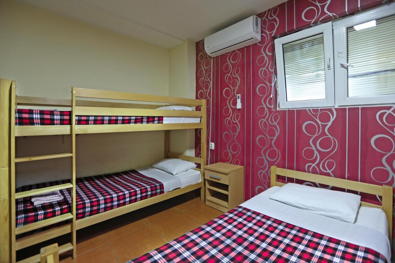 Hostel 42 สโกเปีย ภายนอก รูปภาพ
